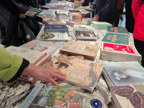 Büchersonderverkauf